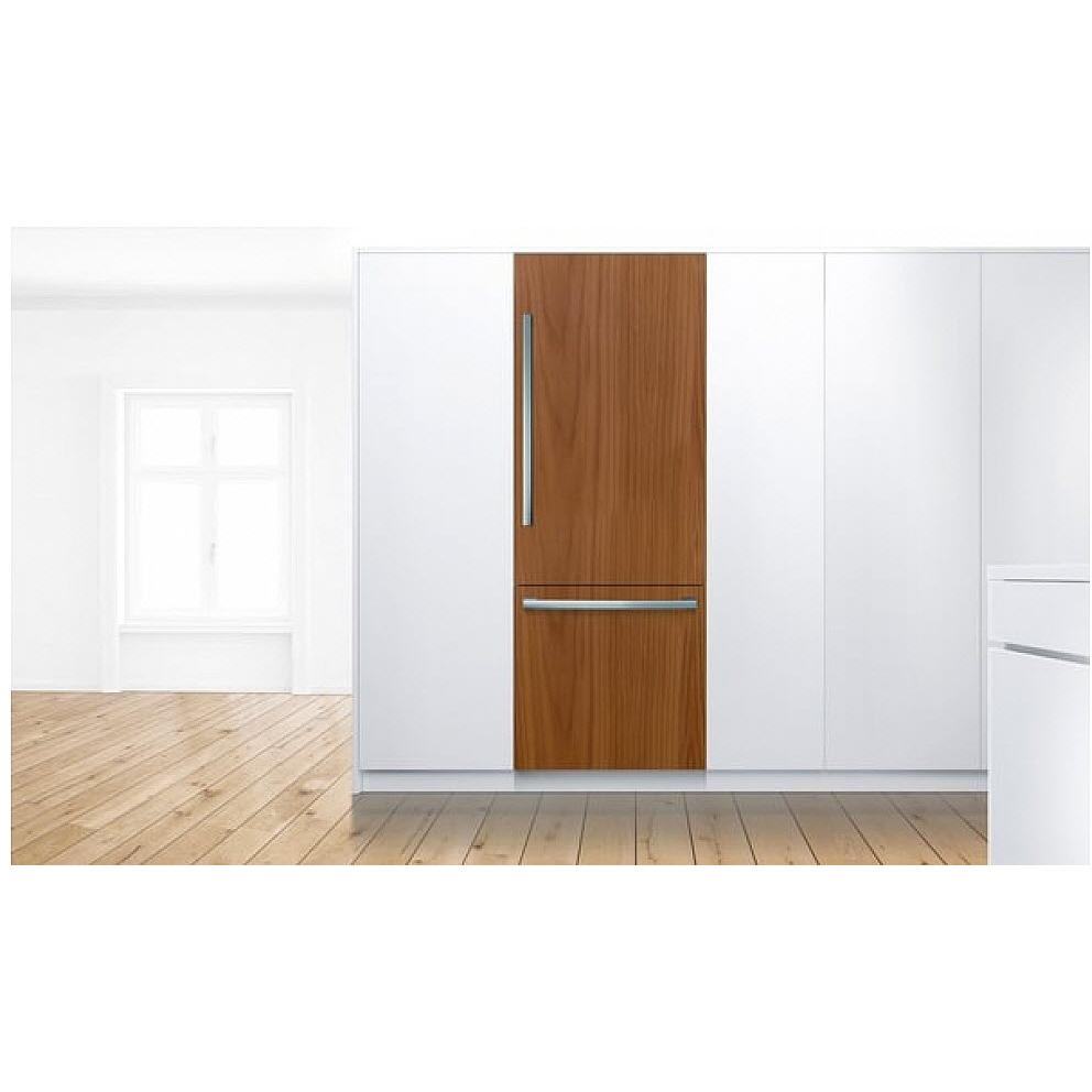 Bosch 30 inch 16 cu.ft. Built in Bottom Freezer Refrigerator with Home Connect B30IB905SP